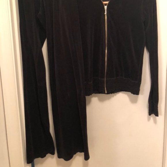 Juicy Couture Vintage Runched Black Velour Sweatsuit - Picture 2 of 4